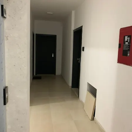 Apartamento Ferit's Near Myslym Shyri Tirana