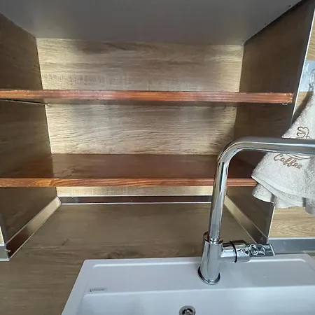 アパート Ferit's Near Myslym Shyri *